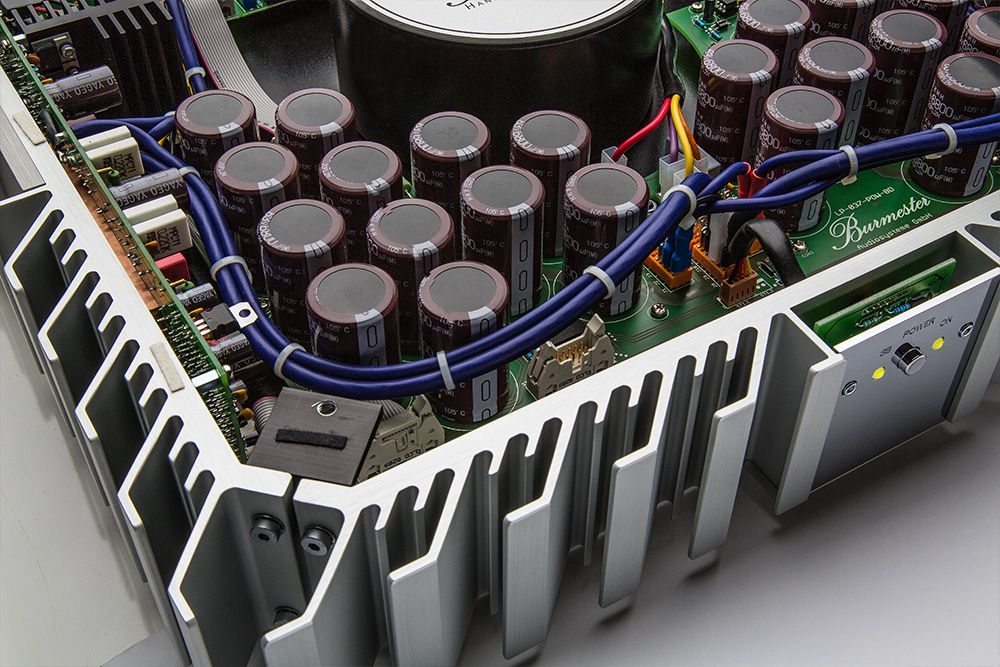 Burmester 036 Stereo-Endstufe, Audio Visual Factory